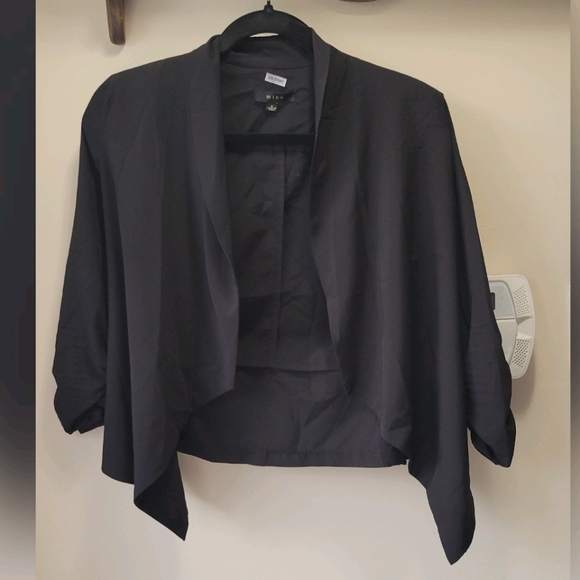 Blazer - Picture 1 of 1